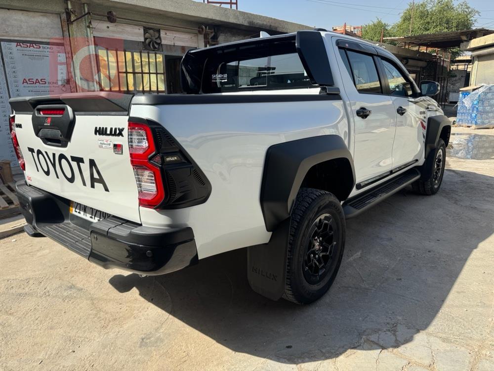 تويوتا هايلوكس